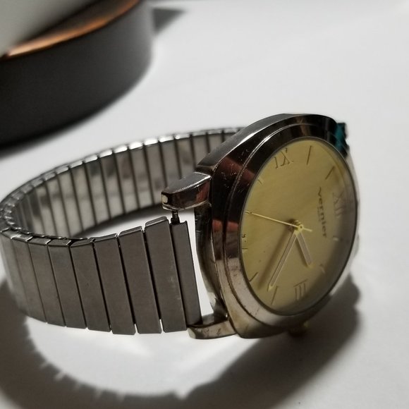 VERNIER For Men Watch Quartz Movement Silver Tone Working Excellent Condition - Picture 9 of 14